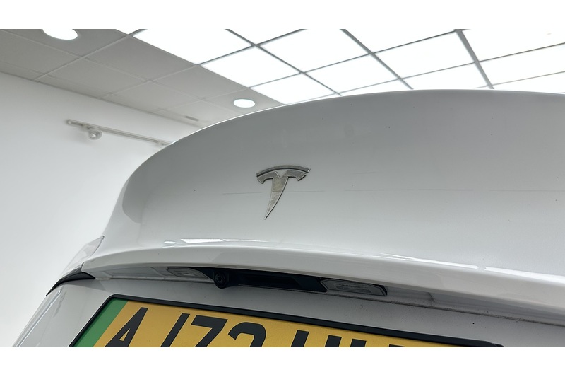 Tesla Model Y  - U3595