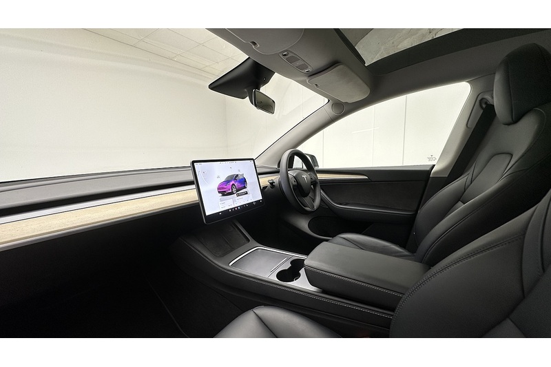 Tesla Model Y  - U3595