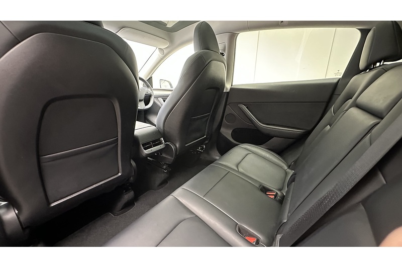 Tesla Model Y  - U3595