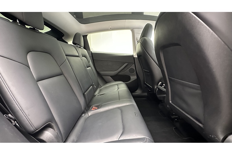 Tesla Model Y  - U3595