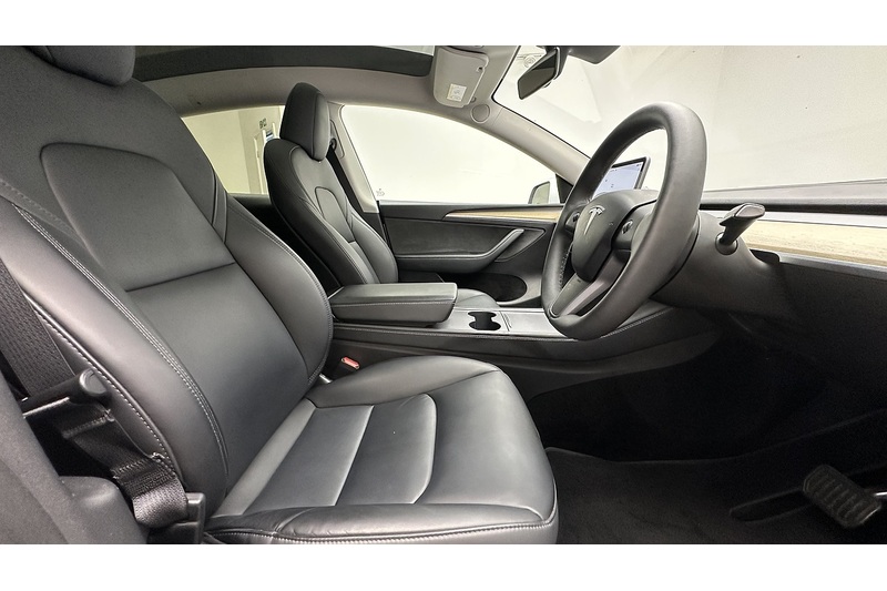 Tesla Model Y  - U3595