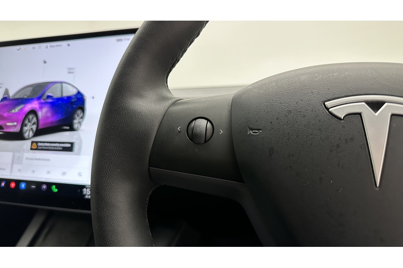 Tesla Model Y  - U3595
