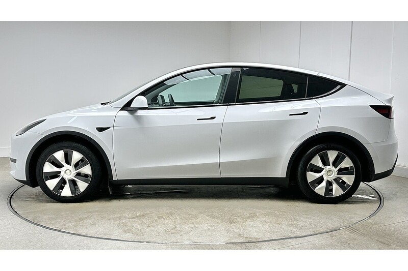 Tesla Model Y  - U3595