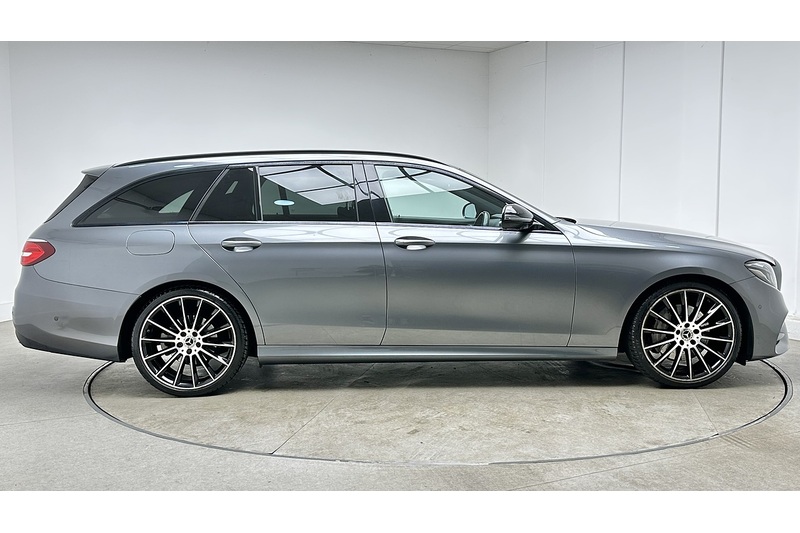 Mercedes-Benz E Class E220d AMG Line Night Edition - U3602