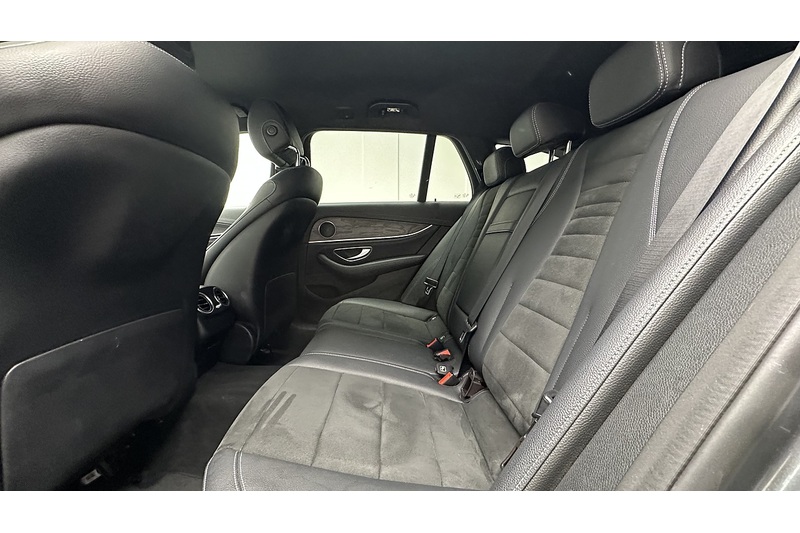 Mercedes-Benz E Class E220d AMG Line Night Edition - U3602