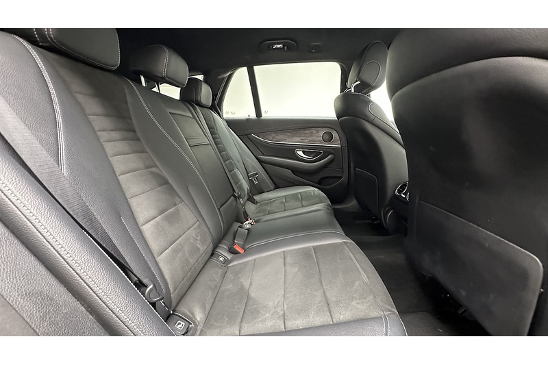 Mercedes-Benz E Class E220d AMG Line Night Edition - U3602