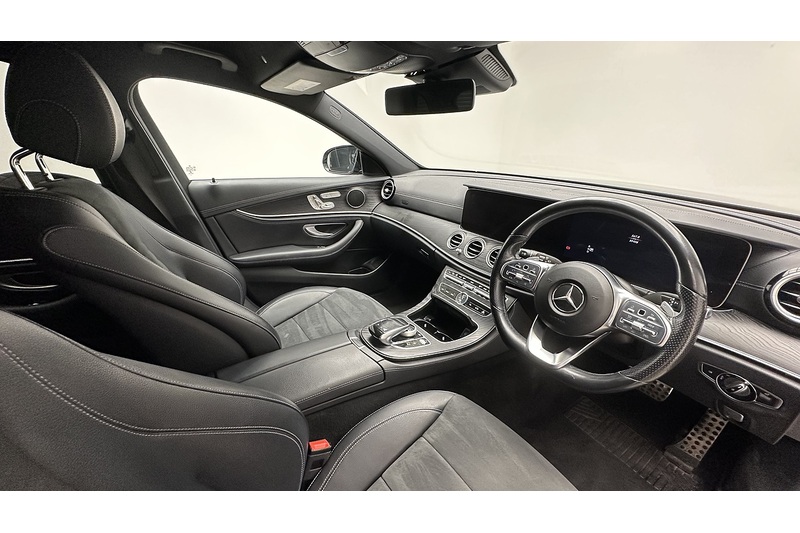 Mercedes-Benz E Class E220d AMG Line Night Edition - U3602