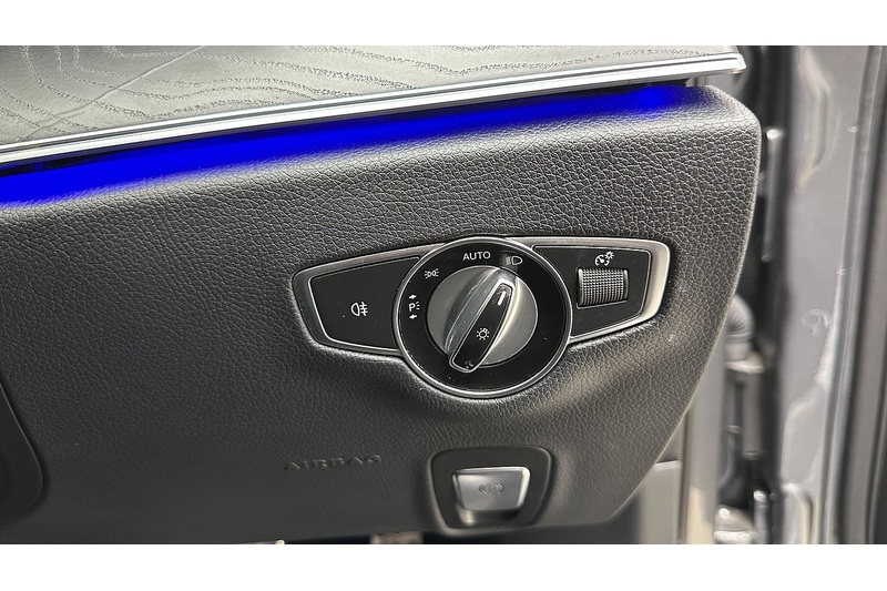 Mercedes-Benz E Class E220d AMG Line Night Edition - U3602
