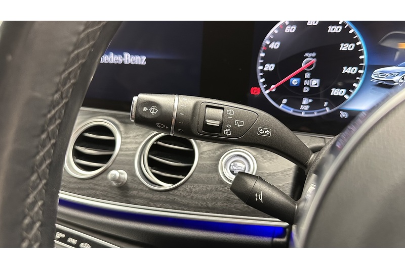 Mercedes-Benz E Class E220d AMG Line Night Edition - U3602