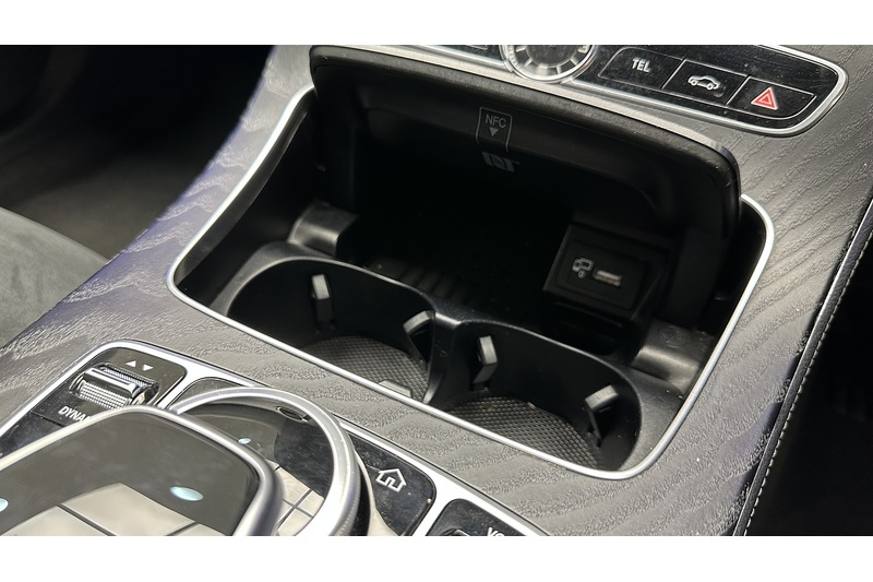 Mercedes-Benz E Class E220d AMG Line Night Edition - U3602