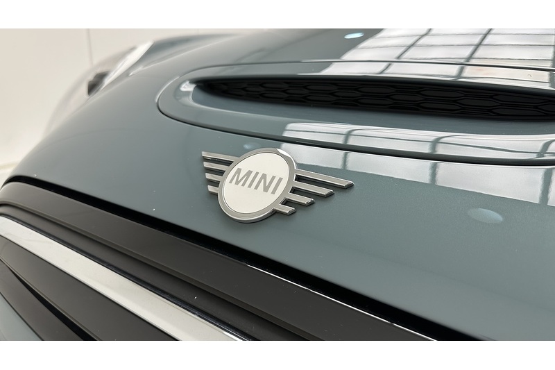 MINI Electric Hatch Cooper SE Multitone Edition - U3609