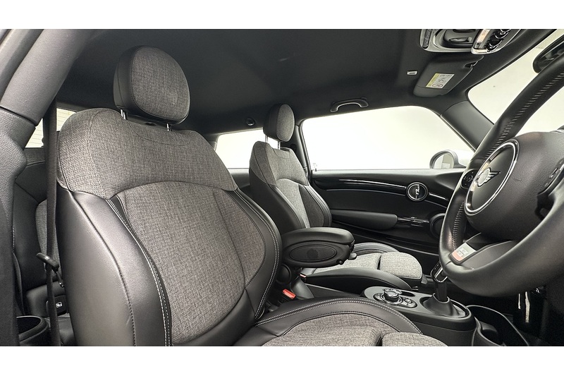 MINI Electric Hatch Cooper SE Multitone Edition - U3609