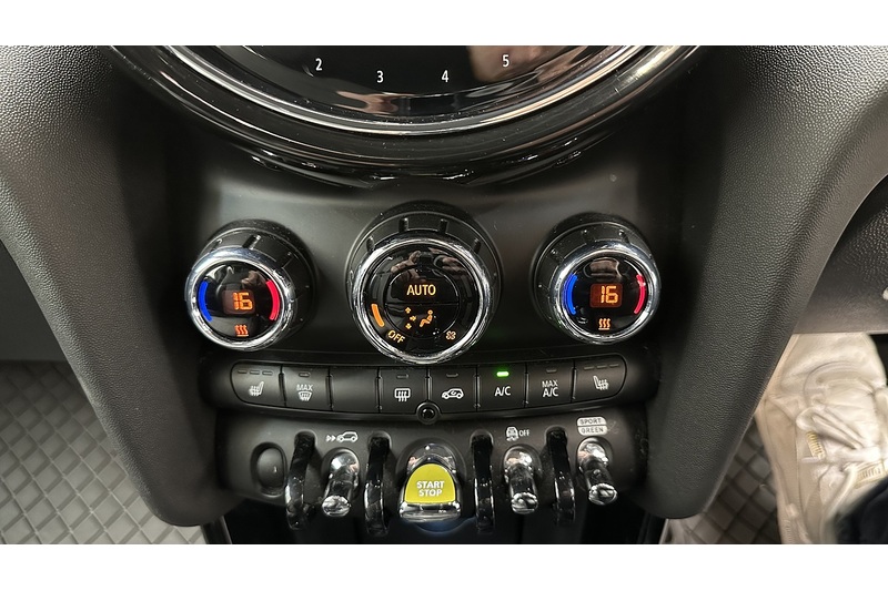 MINI Electric Hatch Cooper SE Multitone Edition - U3609