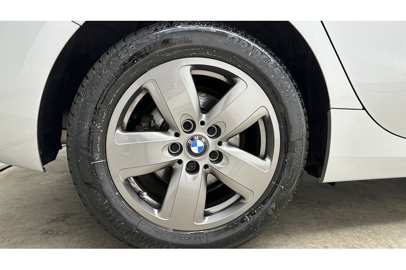 BMW 1 Series 118i SE - U3610