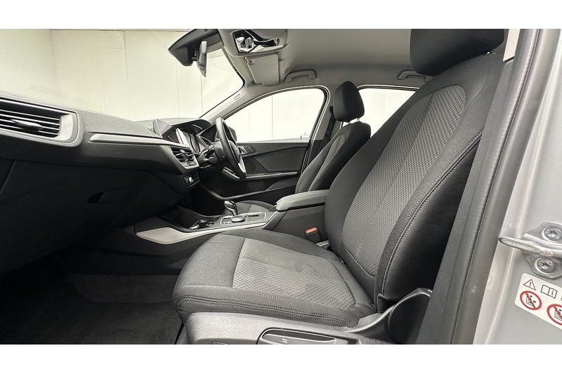 BMW 1 Series 118i SE - U3610