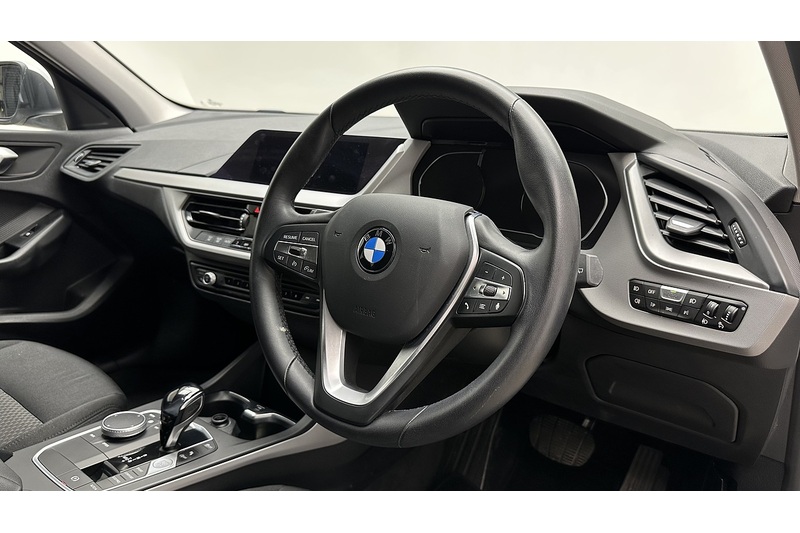 BMW 1 Series 118i SE - U3610