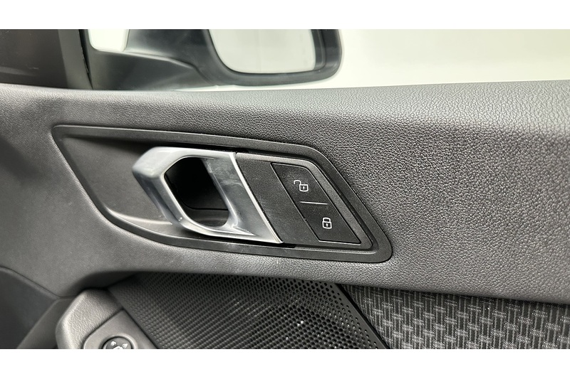 BMW 1 Series 118i SE - U3610