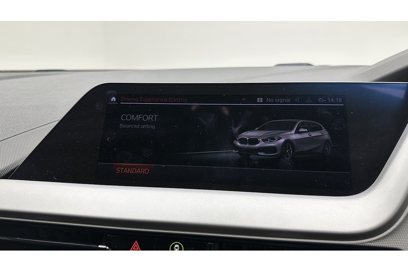 BMW 1 Series 118i SE - U3610