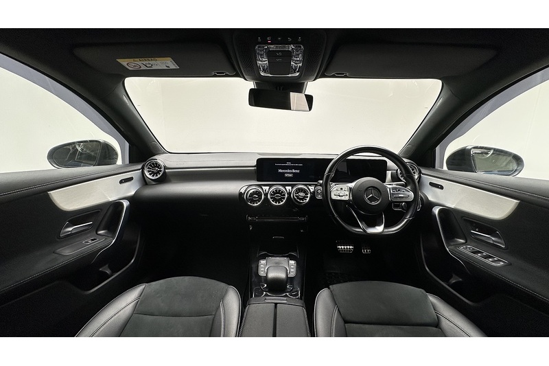 Mercedes-Benz A Class A180 AMG Line Edition - U3617