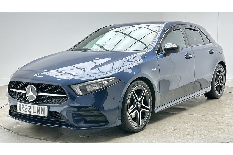 Mercedes-Benz A Class A180 AMG Line Edition - U3617