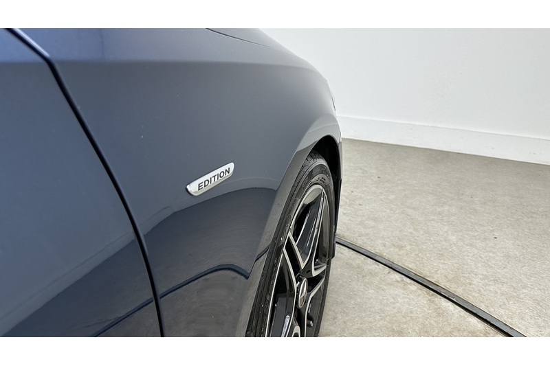 Mercedes-Benz A Class A180 AMG Line Edition - U3617