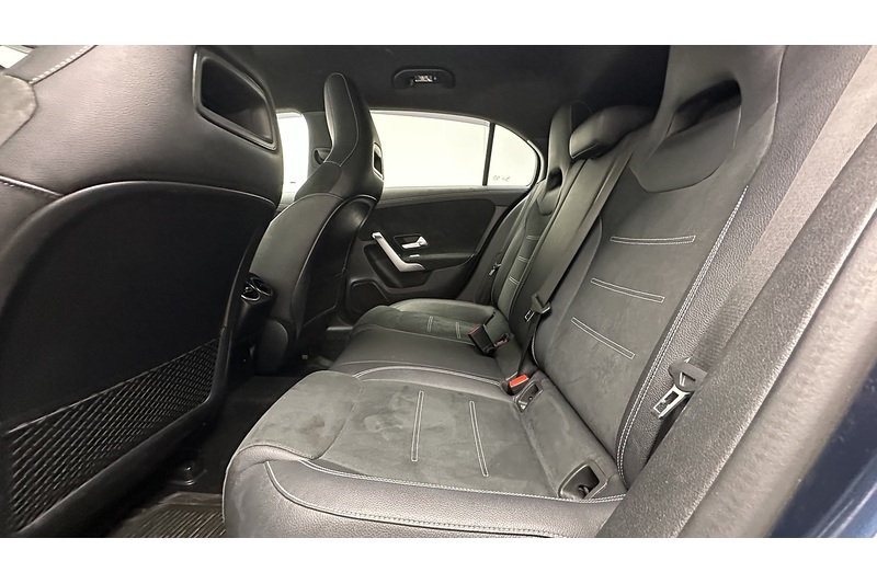 Mercedes-Benz A Class A180 AMG Line Edition - U3617