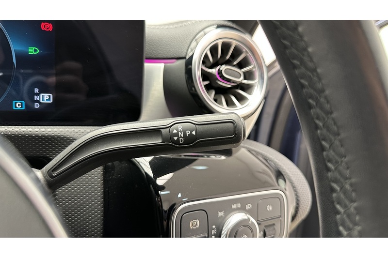 Mercedes-Benz A Class A180 AMG Line Edition - U3617
