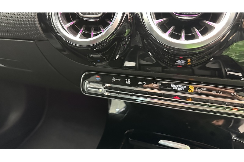 Mercedes-Benz A Class A180 AMG Line Edition - U3617