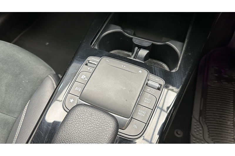 Mercedes-Benz A Class A180 AMG Line Edition - U3617