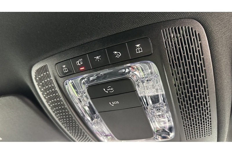 Mercedes-Benz A Class A180 AMG Line Edition - U3617