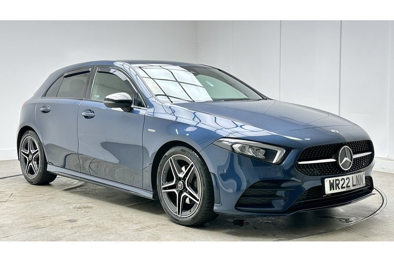 Mercedes-Benz A Class A180 AMG Line Edition - U3617