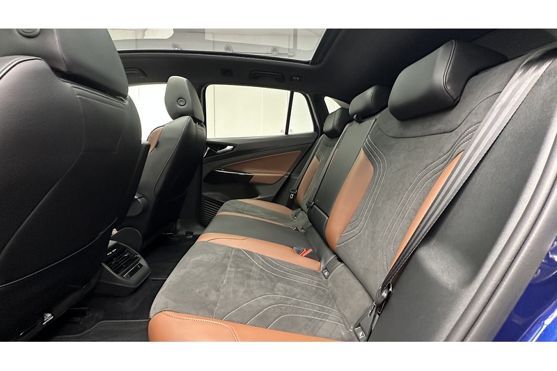 Volkswagen ID.4 Pro Performance Family - U3618