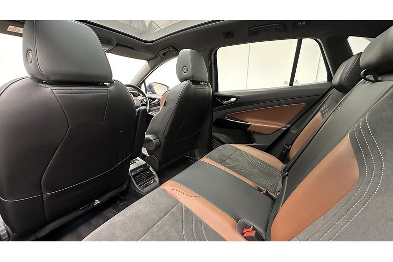 Volkswagen ID.4 Pro Performance Family - U3618
