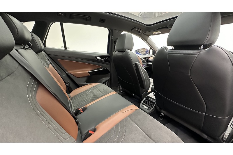 Volkswagen ID.4 Pro Performance Family - U3618