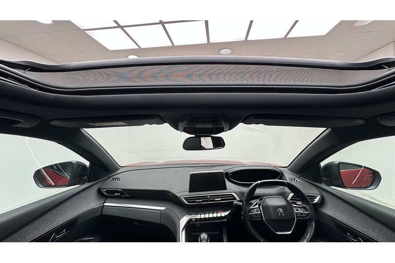 Peugeot 3008 PureTech GT Line Premium - U3620