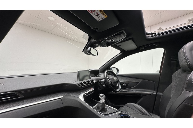 Peugeot 3008 PureTech GT Line Premium - U3620