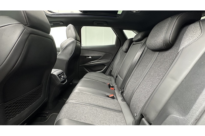 Peugeot 3008 PureTech GT Line Premium - U3620
