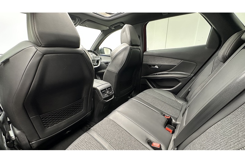 Peugeot 3008 PureTech GT Line Premium - U3620