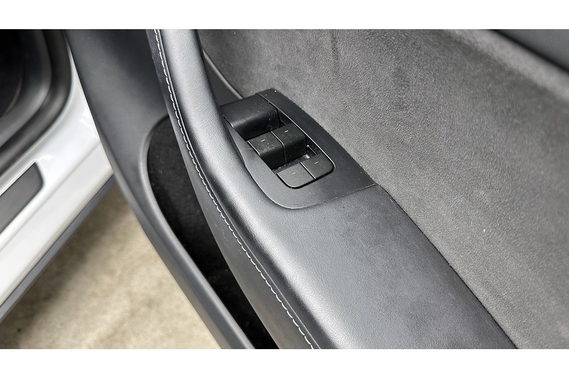 Tesla Model Y  - U3625