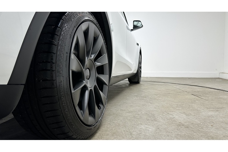 Tesla Model Y  - U3627