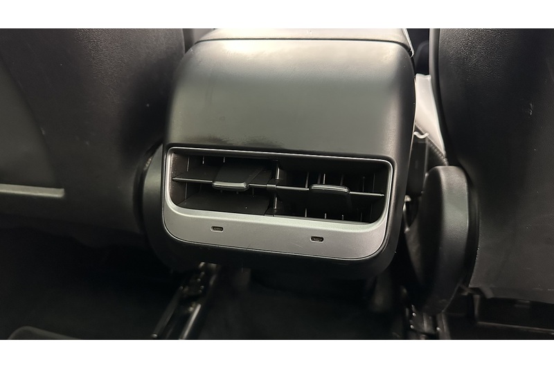 Tesla Model Y  - U3627