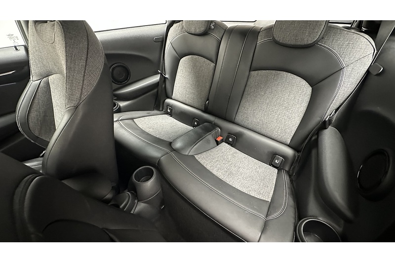 MINI Electric Hatch Cooper SE Level 2 - U3629
