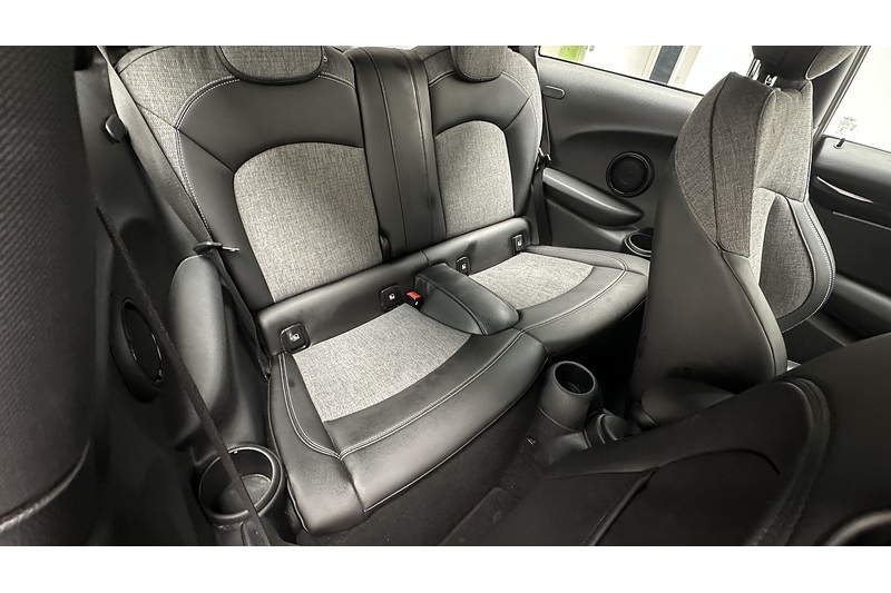 MINI Electric Hatch Cooper SE Level 2 - U3629
