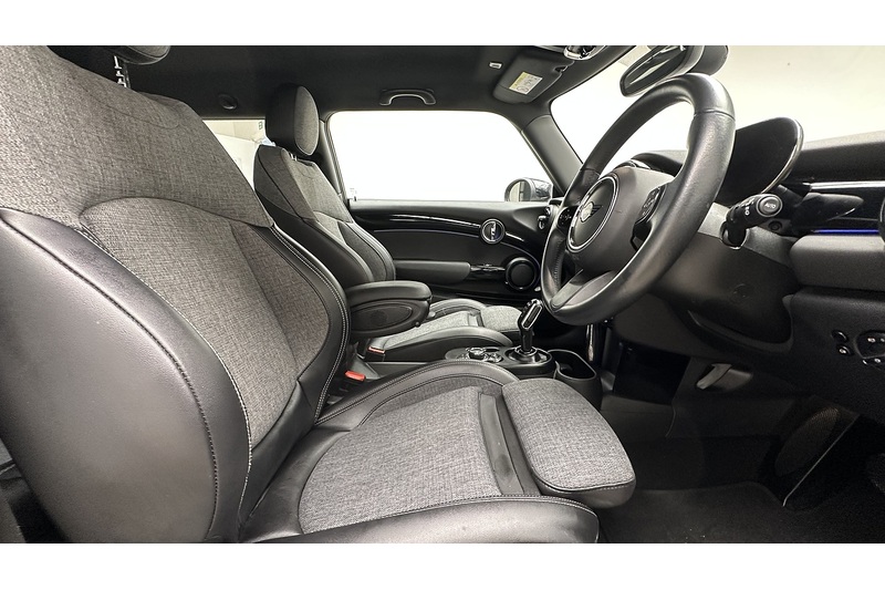 MINI Electric Hatch Cooper SE Level 2 - U3629