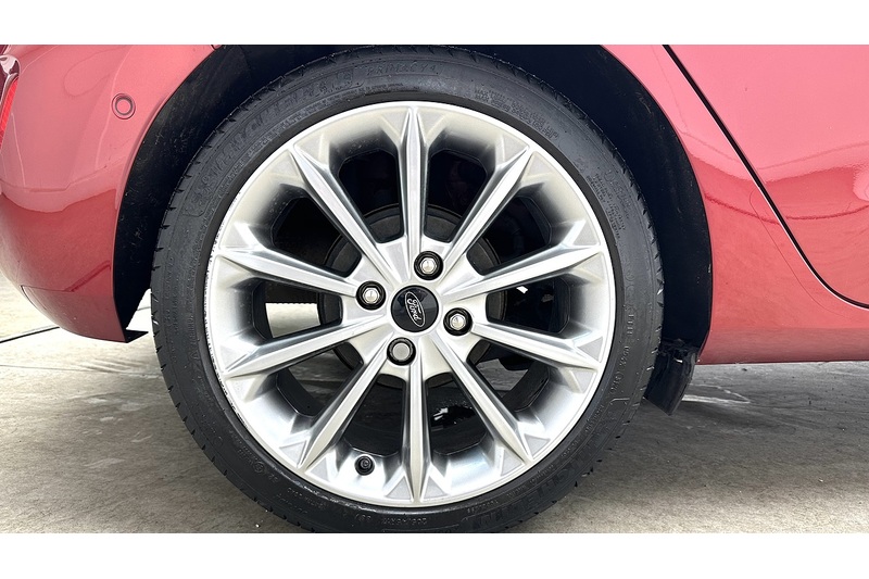 Ford Fiesta T EcoBoost MHEV Vignale Edition - U3631