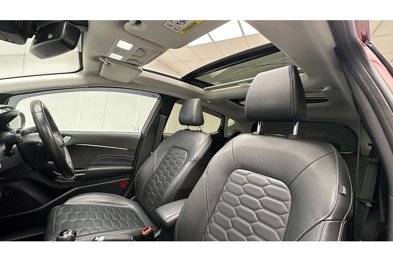 Ford Fiesta T EcoBoost MHEV Vignale Edition - U3631