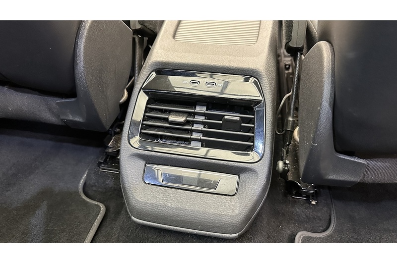 Volkswagen ID.5 Pro Performance Style - U3632