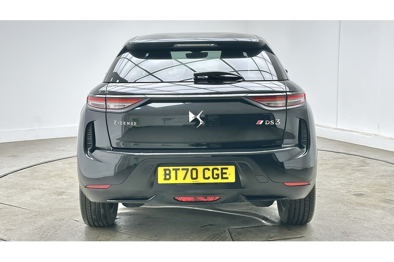 DS AUTOMOBILES DS 3 CROSSBACK E-TENSE Performance Line - U3636