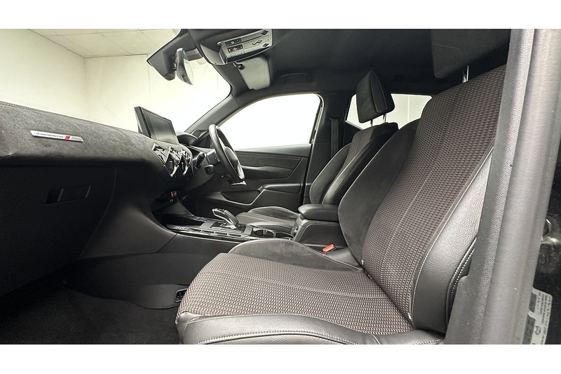 DS AUTOMOBILES DS 3 CROSSBACK E-TENSE Performance Line - U3636