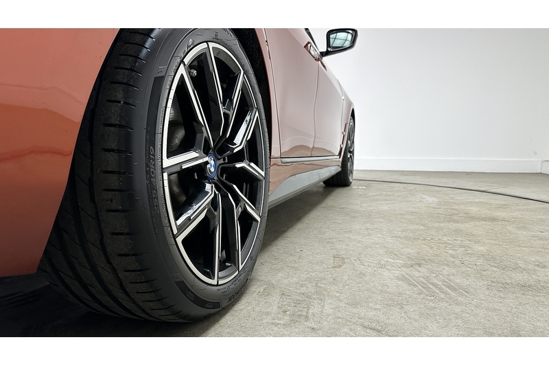 BMW i4 40 M Sport - U3655